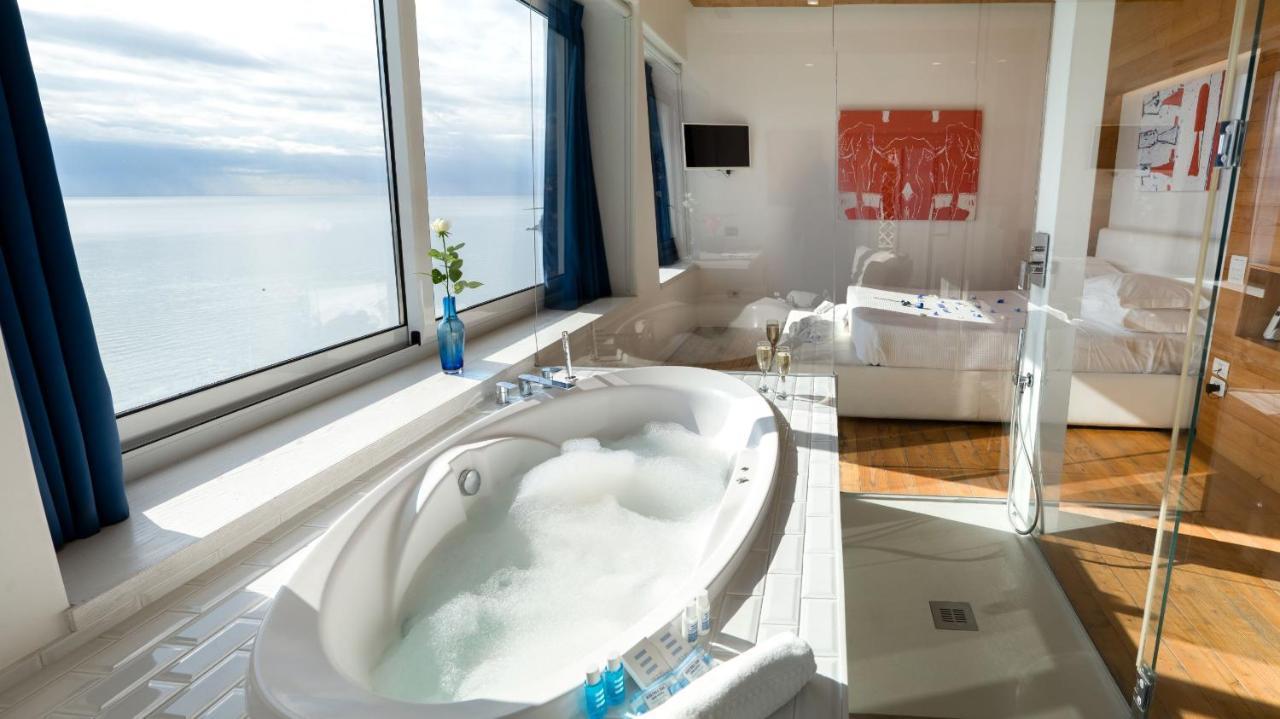 Aquaboutique Wellness&Spa Vietri Exteriör bild